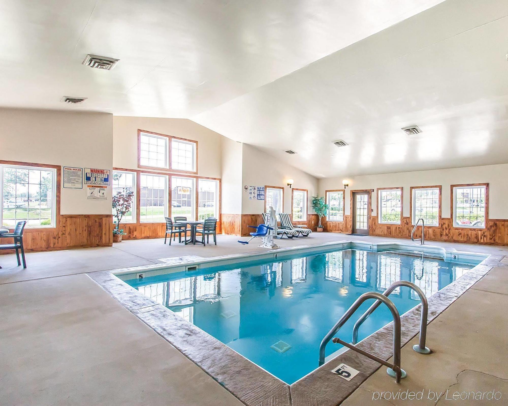 Hotel Econo &